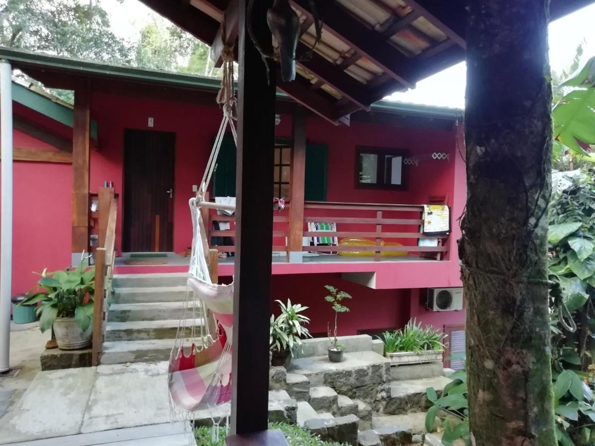 Villa Felix Suites E Chales Ubatuba Zewnętrze zdjęcie