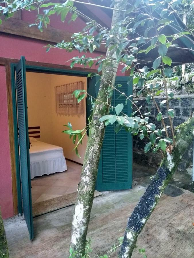 Villa Felix Suites E Chales Ubatuba Zewnętrze zdjęcie